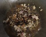 รูปขั้นตอนการทำที่ 2 ของ “หมูสับผัดซีอิ๊ว”