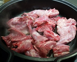 Foto del paso 1 de la receta: Conejo al ajillo