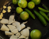 Foto del paso 1 de la receta: Salsa de chile asado