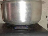 Chocolate cake (improvised oven)