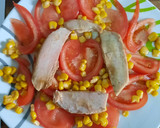 Foto del paso 3 de la receta: Tomate en "ensalada tierra, mar y aire"