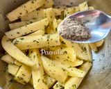 Foto del paso 2 de la receta: Tosta de Pisto Manchego, Huevo plancha & Bastones de Patata al horno
