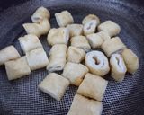 Hình bước làm 1 của món Mì căn kho nấm rơm chay