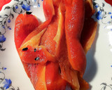 Foto del paso 6 de la receta: Pollo en salsa confitada de cebolla roja y pimiento asado
