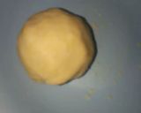 Foto langkah ke 1 dari resep Spiral Curry puff.