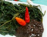 Foto langkah ke 4 dari resep Lutis Kangkung (kangkung rebus sambel petis).