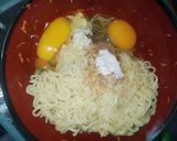 Foto langkah ke 4 dari resep Martabak Mie.