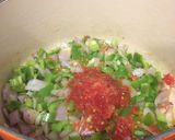 Foto del paso 4 de la receta Marmitako con atún y gambas en olla cocotte