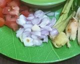 Foto langkah ke 1 dari resep Cumi asin balado.
