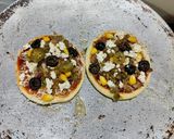 A picture of step 3 of Cheesy Pizzetta.
