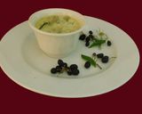 A picture of step 6 of Coconut milk soup.