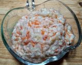 Gambar langkah 2 resipi Coleslaw.