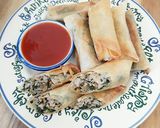 A picture of step 4 of Fried Spring Rolls with Spinach Filling.