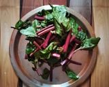 A picture of step 1 of Malabar Spinach curry.