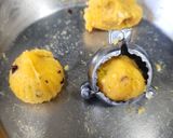 A picture of step 3 of Shahi Kesariya Coconut Mawa Modak.