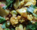 ফুলকপির ডালনা (Fulkopir dalna recipe in Bengali) রেসিপির ধাপ 4 ছবি