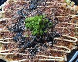 A picture of step 7 of Okonomiyaki.