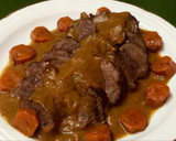 Foto del paso 8 de la receta: Morcillo o jarrete de ternera con salsa de zanahoria y vino tinto