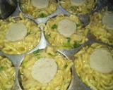 Foto langkah ke 4 dari resep *martabak mini mie kentang*.