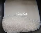 A picture of step 1 of Kesar Pista Peda.