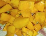 A picture of step 3 of Mango Pudding Delight 3 layered.