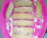 A picture of step 5 of Fish rolls.