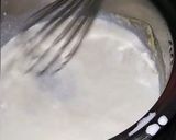 A picture of step 2 of Creamy macroni soup.
