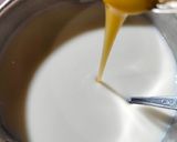Foto langkah ke 1 dari resep Turkish Milk Pudding.