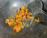 A picture of step 5 of Oats dry fruit panjeeri.