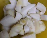 A picture of step 2 of Chutney ke aaloo.
