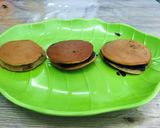 Foto langkah ke 7 dari resep Pancake Jepang Dorayaki Eggless.