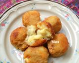 Foto langkah ke 4 dari resep Potato Cheese Bites.