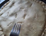 A picture of step 9 of Pork empanada.