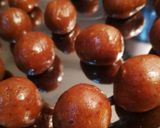 صورة لخطوة 3 من وصفة كعك العيد بالتمر.. أساور