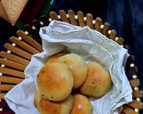 A picture of step 7 of Stuff Buns.