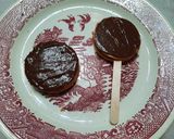 Foto del paso 5 de la receta: Chupetin de galletitas