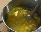 Foto del paso 4 de la receta: Crema de puerros y calabacín