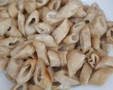 Hình bước làm 1 của món Mì căn xào sả ớt