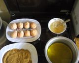 A picture of step 3 of Scotched eggs.