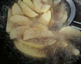 A picture of step 1 of Fried Aloo Wadian.