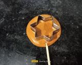 A picture of step 4 of Dalgona Candy / Honeycomb Candy.