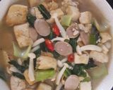Foto langkah ke 6 dari resep Jamur Shimeji campur tahu sosis udang dan pokcoy.