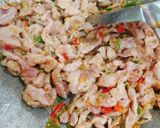 รูปขั้นตอนการทำที่ 2 ของ หมูผัดพริกเกลือ