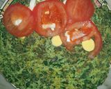 Foto del paso 2 de la receta: Omelette de espinaca con huevo y tomate