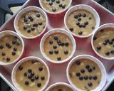 Foto langkah ke 5 dari resep 26. Moist Banana Choco Chips Muffin.