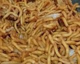 Foto langkah ke 4 dari resep Mie Goreng kubis Kecap.