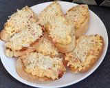 Foto langkah ke 4 dari resep Roti Panggang Oles Telur Mayonnaise.