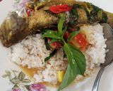 Foto langkah ke 5 dari resep Ikan Kuah Kuning.