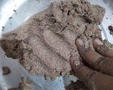 नाचनी/रागी/ मडुआ की रोटी रेसिपी चरण 2 फोटो
