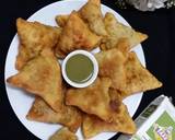 Chicken Matar Samosas recipe step 3 photo